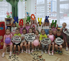 «Мне без мамы никуда» «Мне без мамы никуда».