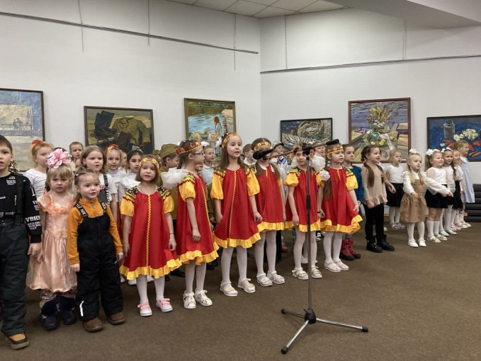 «Слава защитникам Отечества!» «Слава защитникам Отечества!».